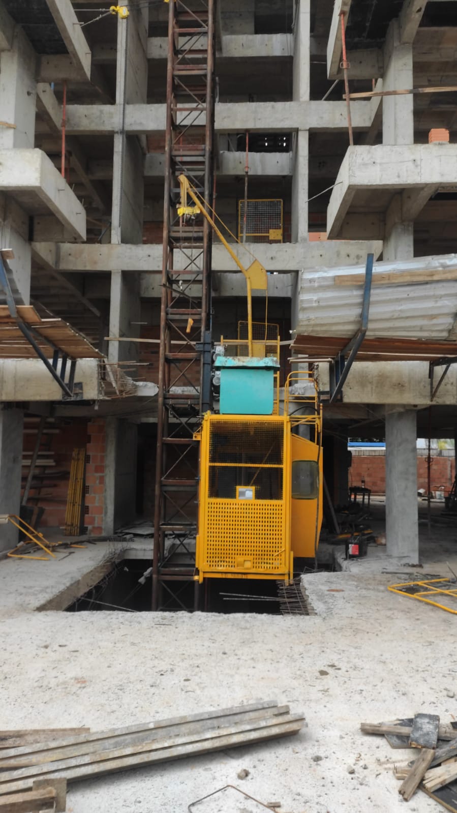 Elevadores Cremalheira